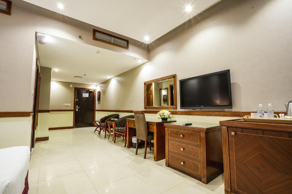Delmon Palace Hotel. Фото 4