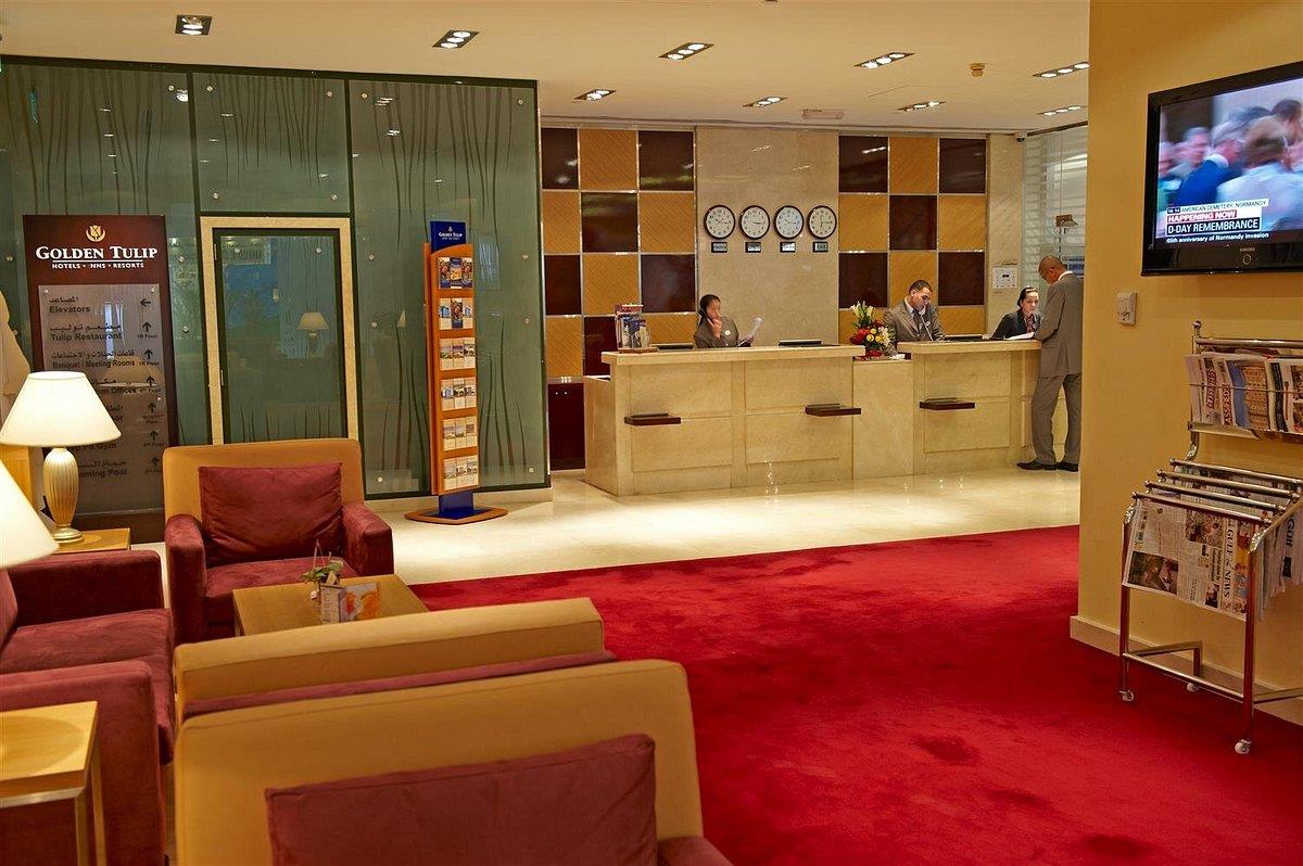 The Golden Tulip Sharjah Hotel Apartments. Фото 2