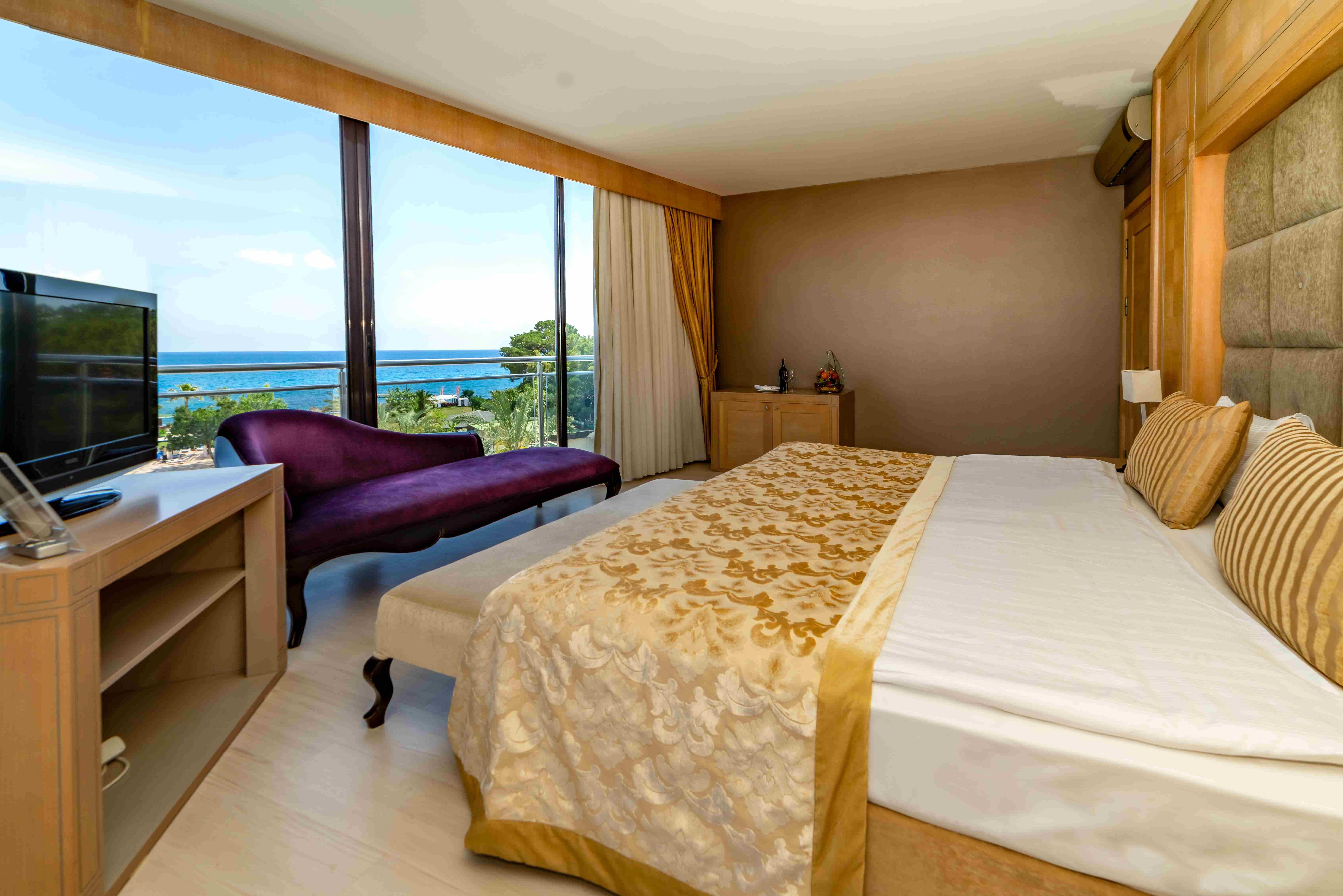 Amara Luxury Resort & Villas. Фото 2
