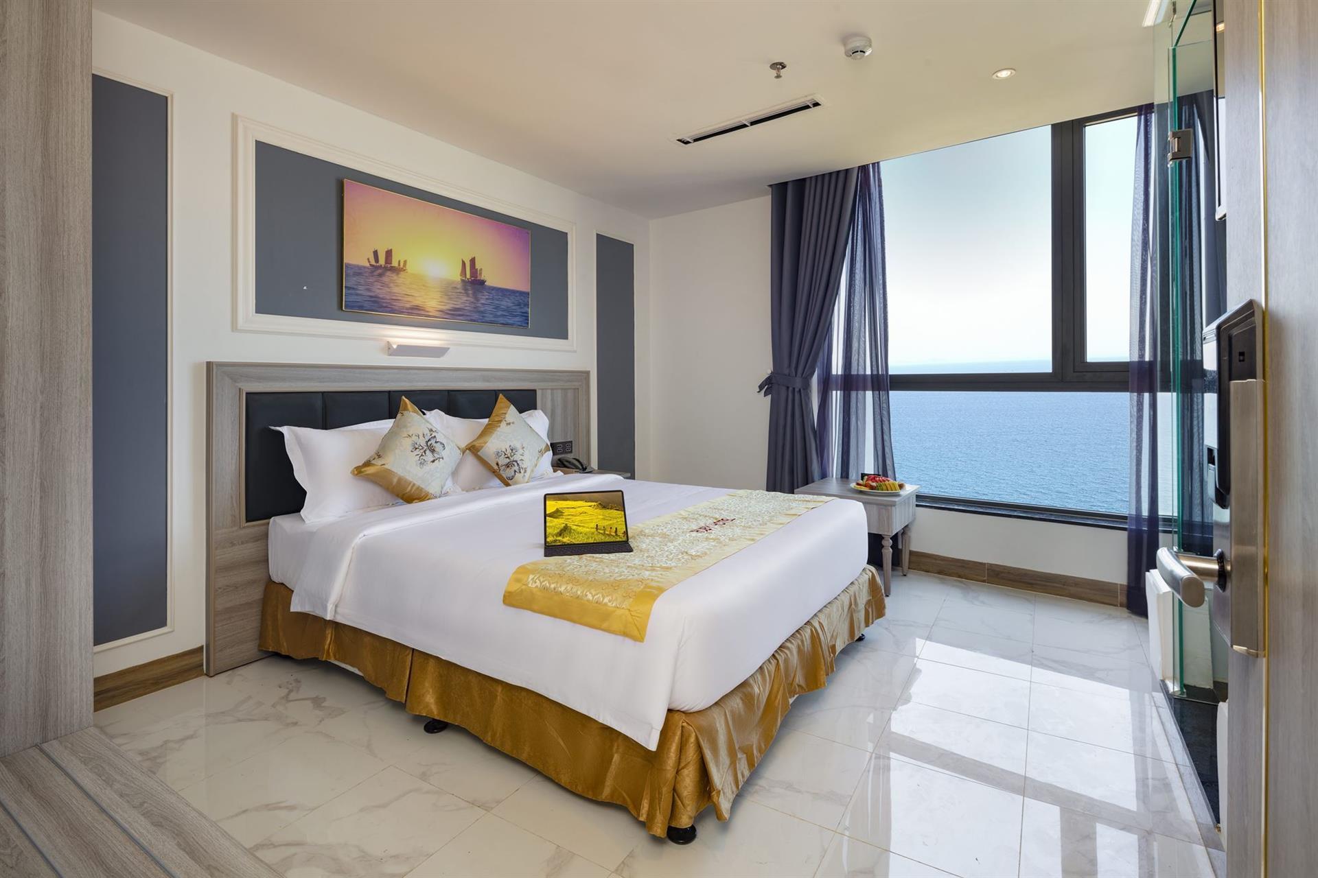 Ruby Hotel. Фото 4