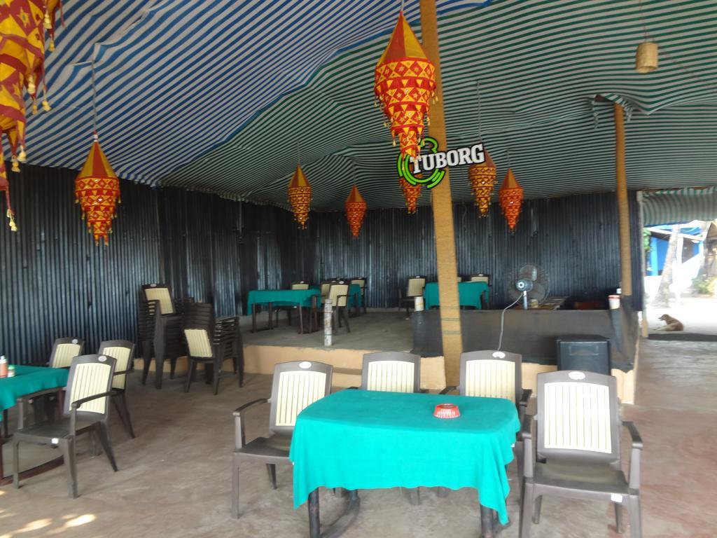 Cocks Town. Фото 3