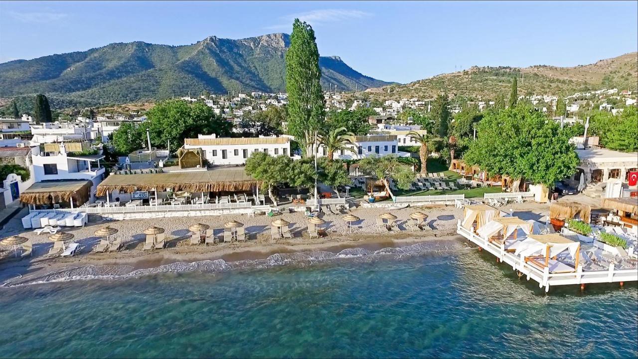 Daphnis Hotel. Фото 1