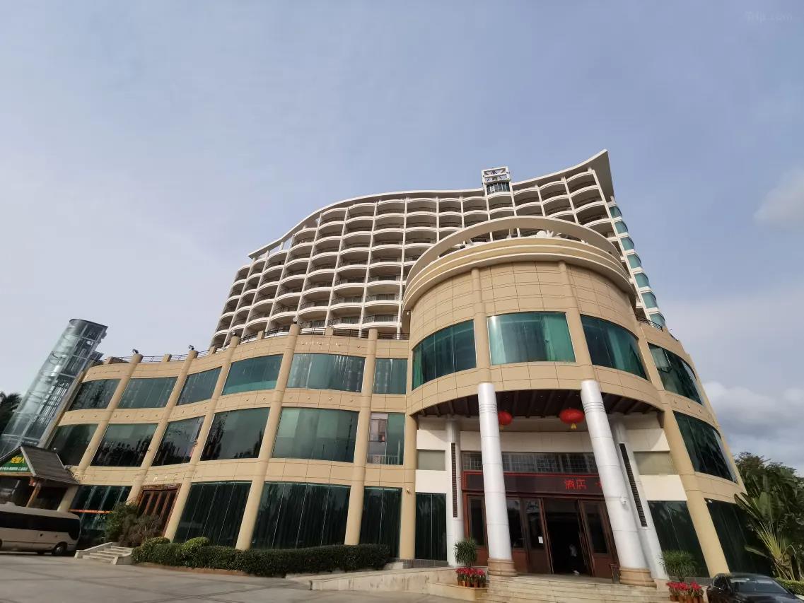 Sanya Bay Asgard Hotel (Sanya Bay Xianjufu Seaview Hotel). Фото 2