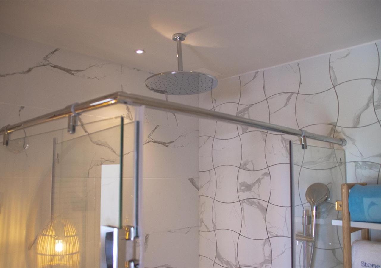 Stone Beach Club Dhiffushi. Фото 4