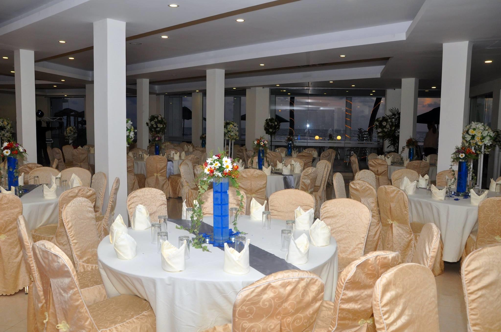 Hikkaduwa Beach Hotel. Фото 4