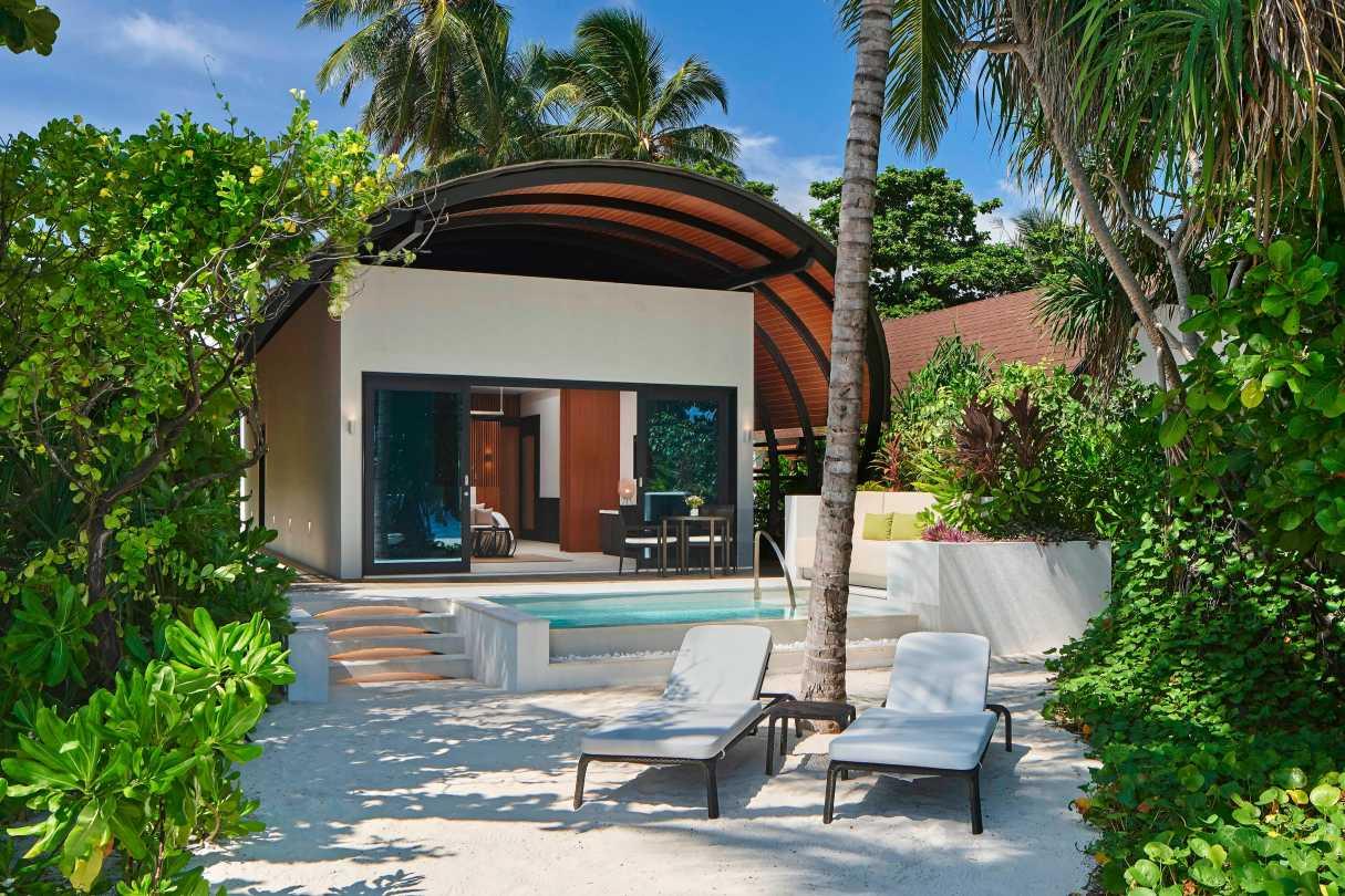 The Westin Maldives Miriandhoo Resort. Фото 4