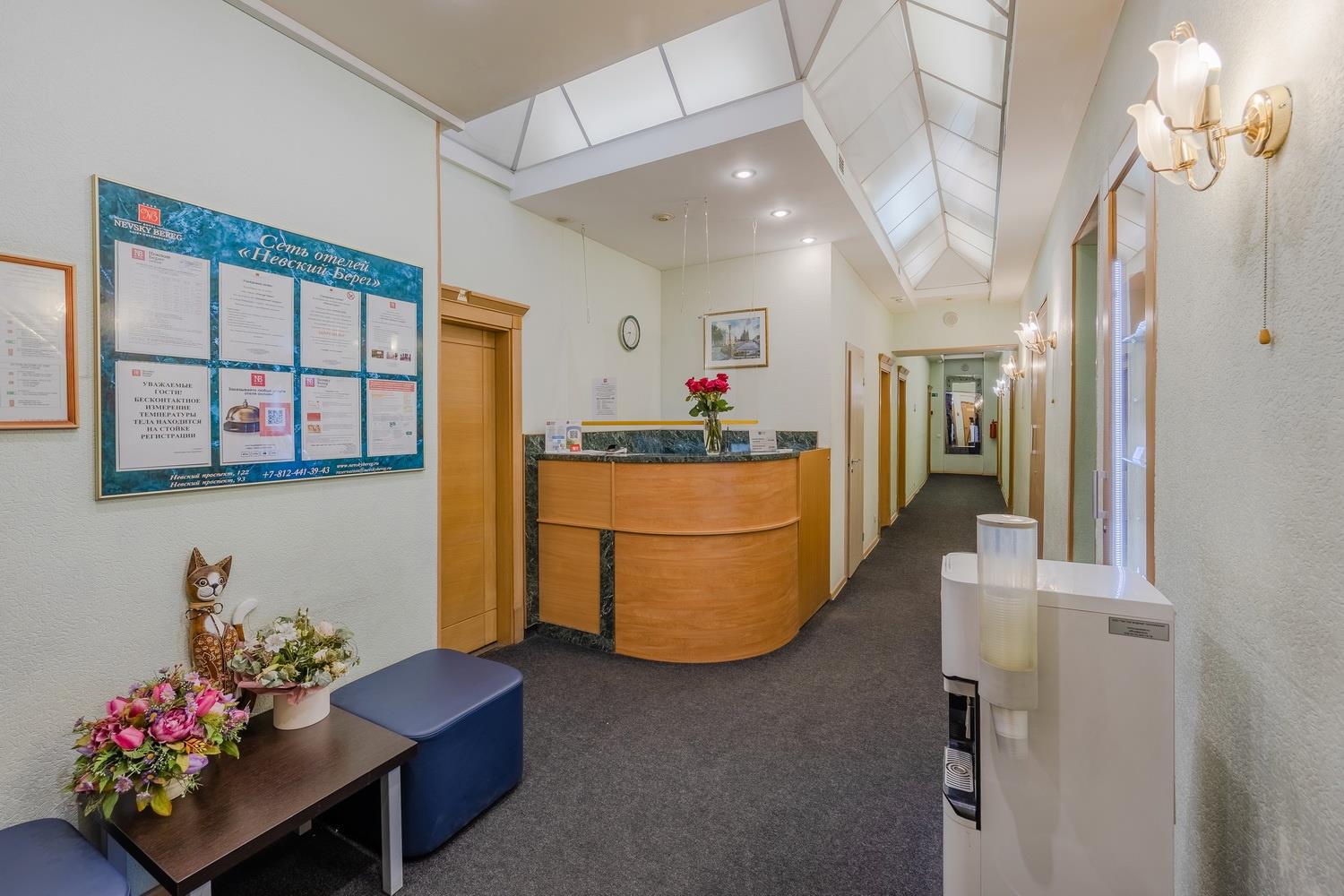 Отель Невский Берег 122. Фото 2