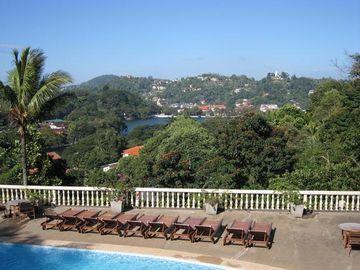 Thilanka Hotel. Фото 4