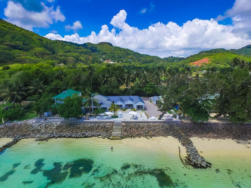 Le Nautique Luxury Beachfront Apartments. Фото 1