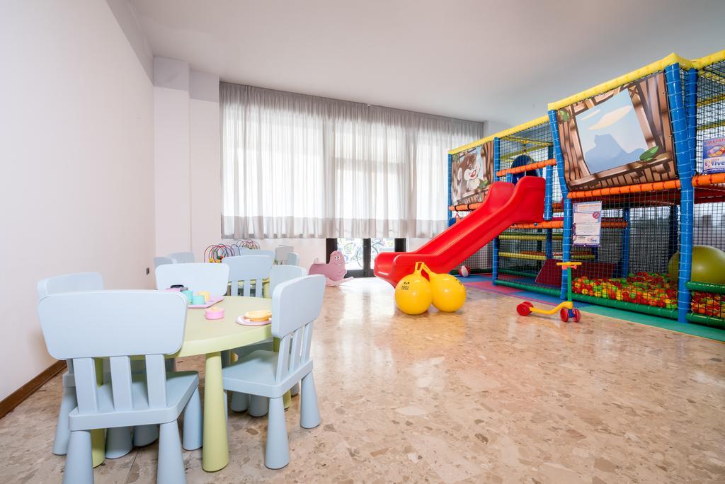 Hotel Relax. Фото 4