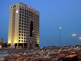 Mercure Grand Hotel Seef / All Suites. Фото 1