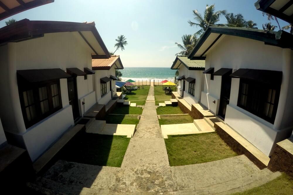 Ramon Beach Resort. Фото 1