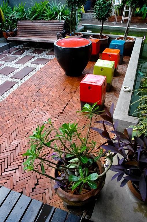 The Jomtien Twelve. Фото 2