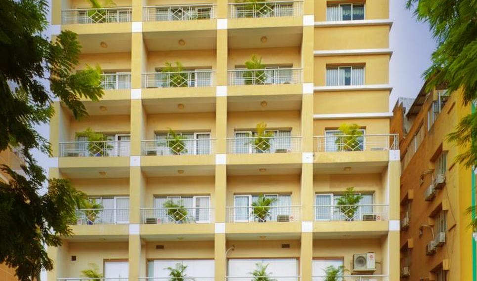 Liberty Hotel Saigon Parkview. Фото 1