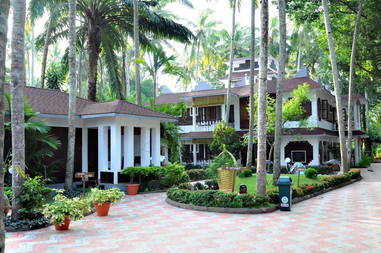 Akhil Beach Resort. Фото 1