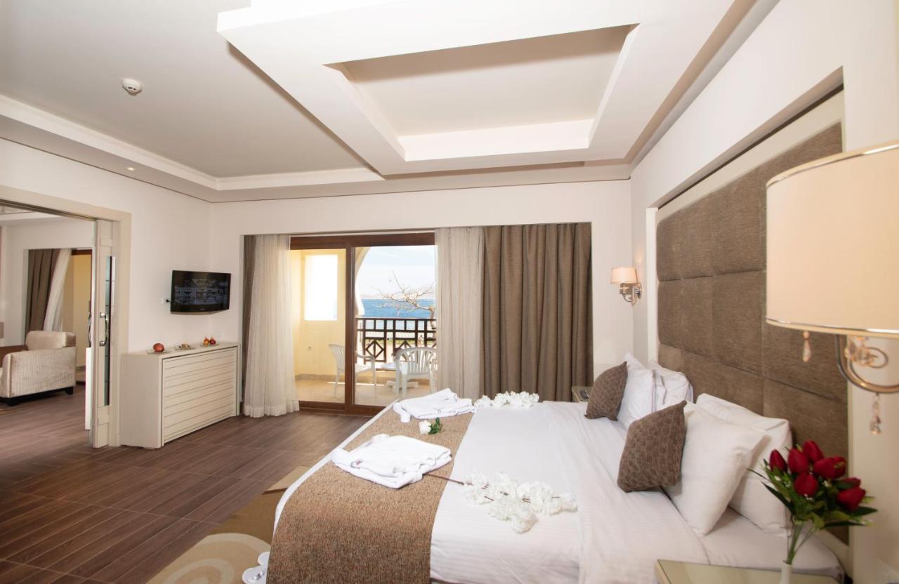 Charmillion Club Resort. Фото 4