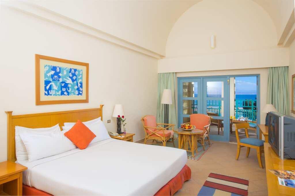 Strand Beach Resort. Фото 4