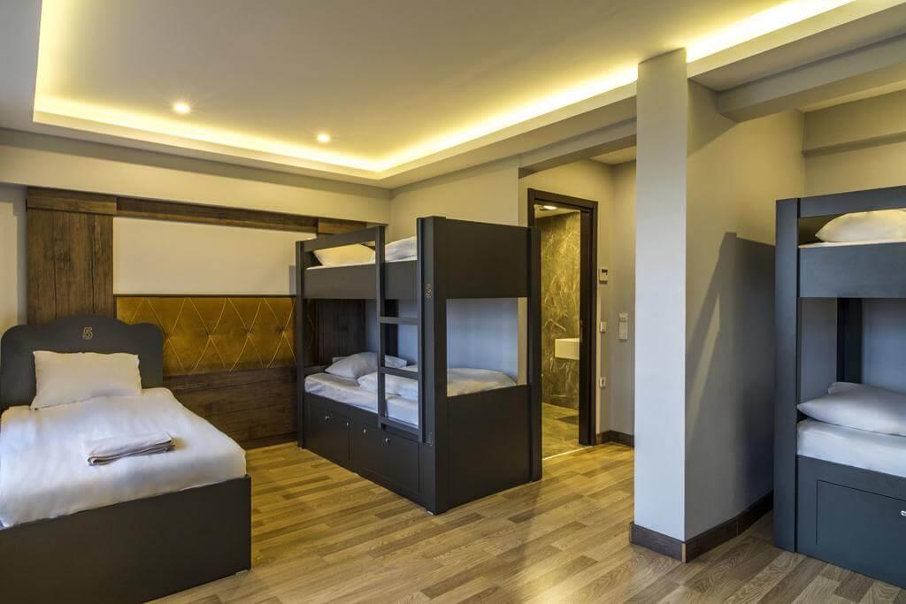 Bucoleon by Cheers. Фото 3