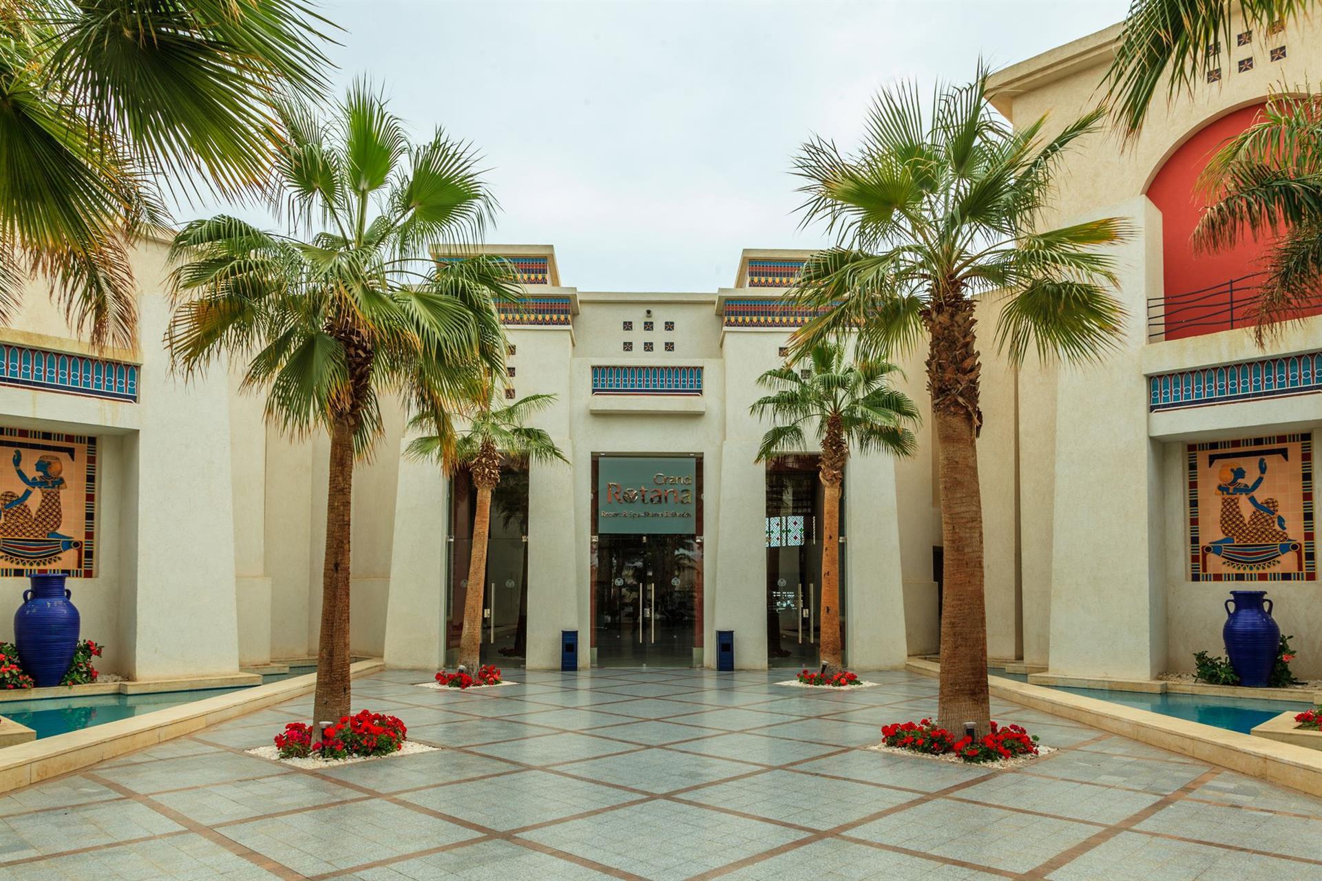 Grand Rotana Resort & Spa. Фото 1