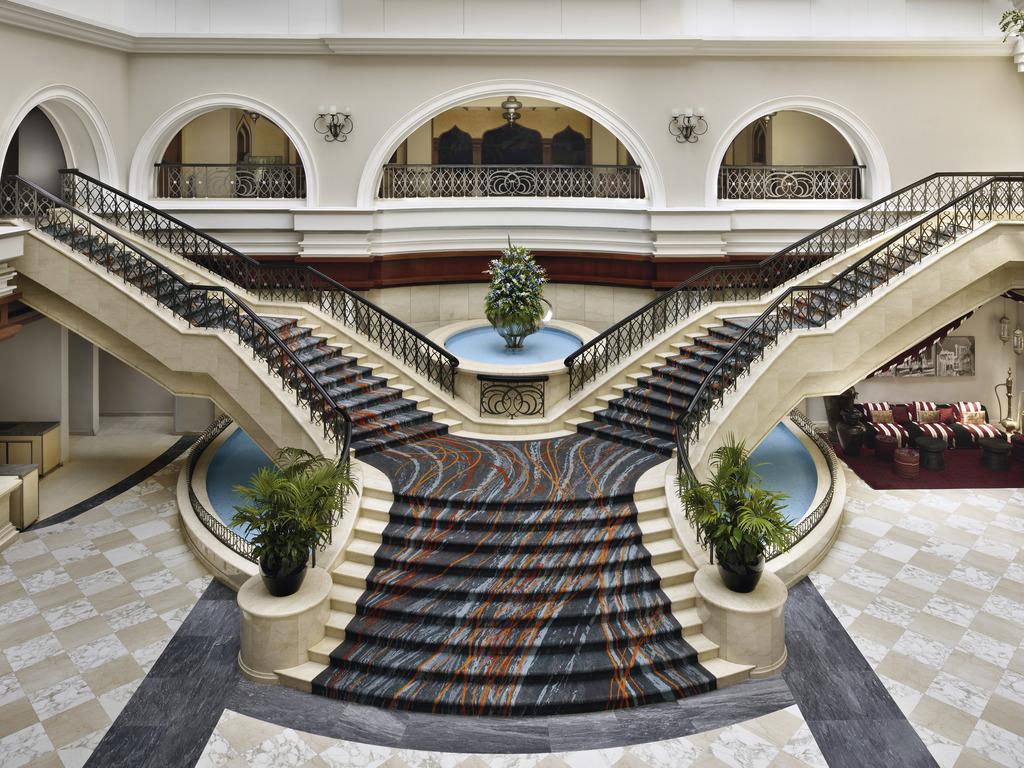 Movenpick Hotel & Apartments Bur Dubai. Фото 2