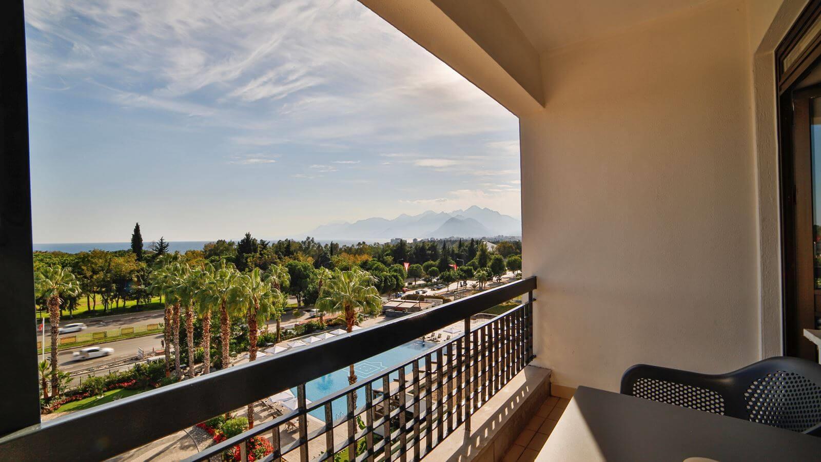 Nashira City Resort Hotel. Фото 3
