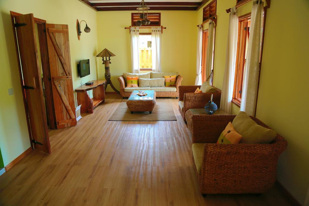 La Digue Holiday Villa. Фото 4