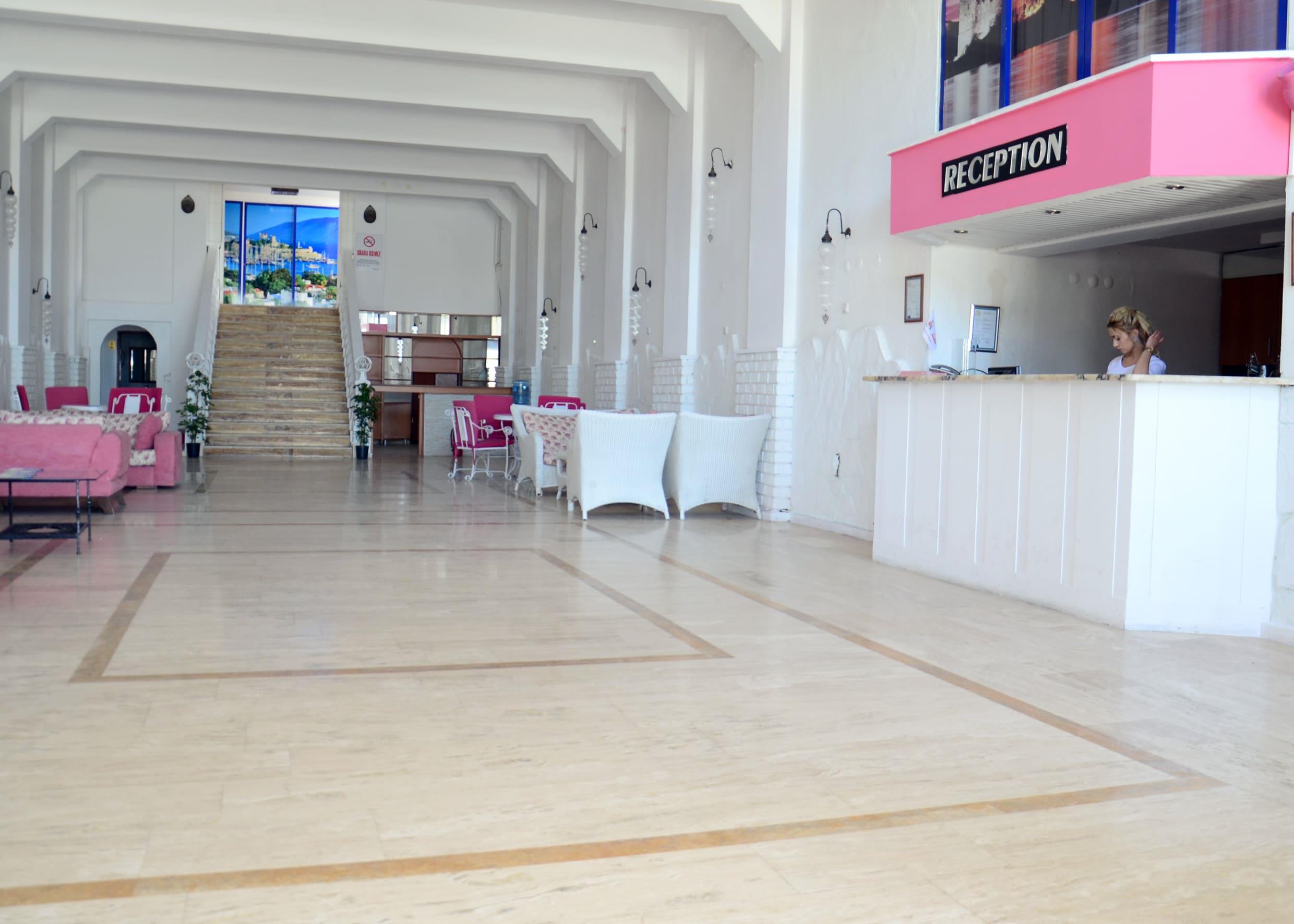 Sunpoint Family Hotel. Фото 4