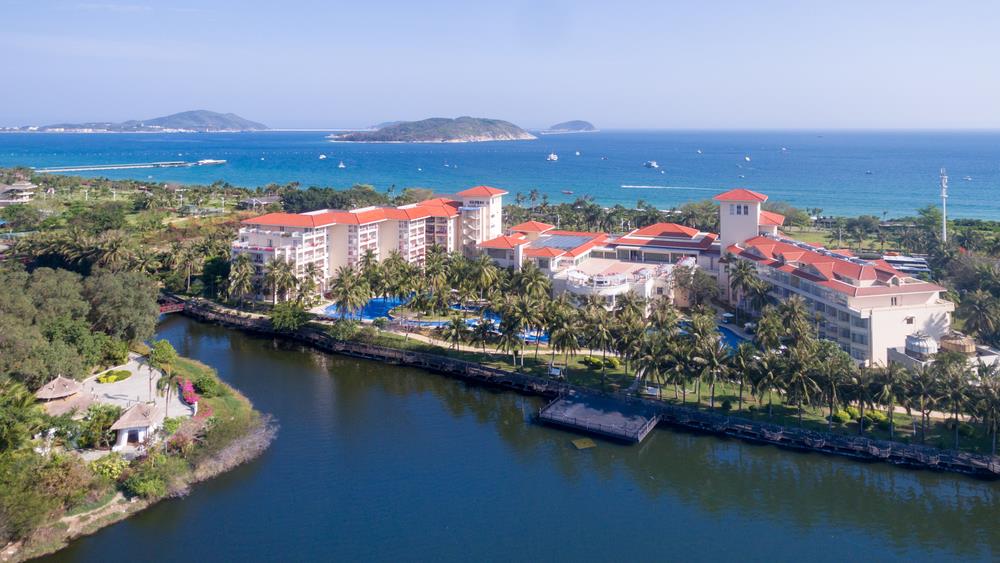 Resort Golden Palm Yalong Bay. Фото 1