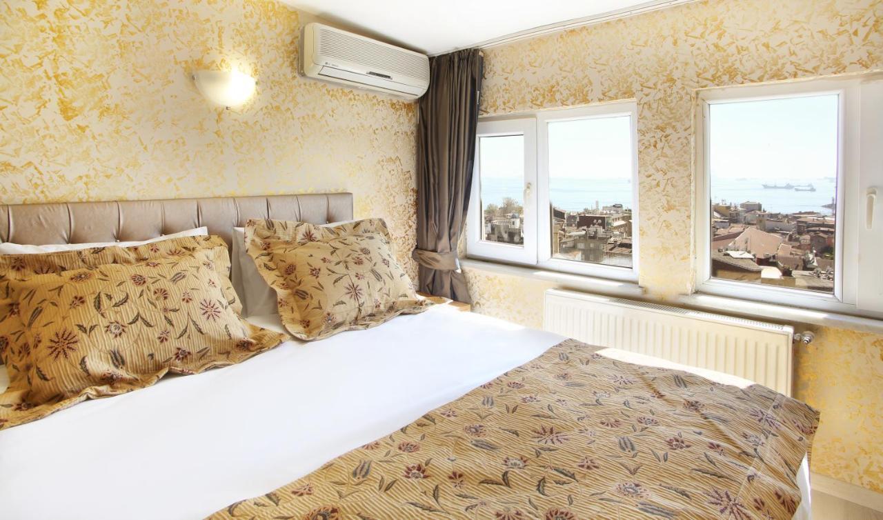 Theodian Hotel. Фото 4