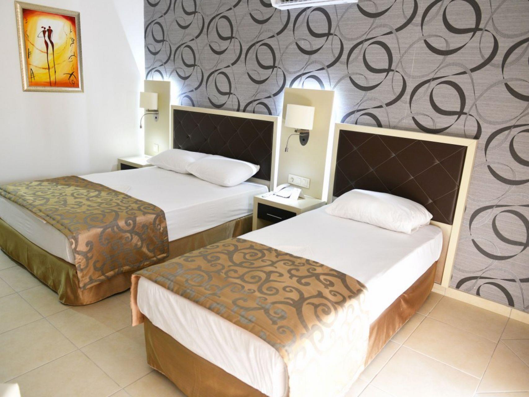 Asrin Beach Hotel. Фото 2