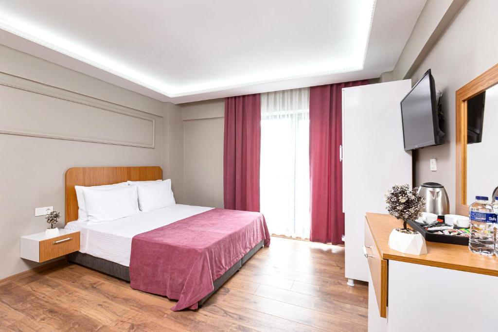 Ria Suites. Фото 2