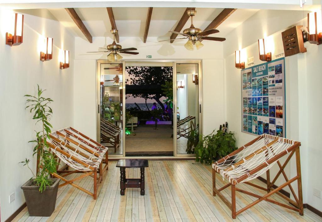 Salt Beach Hotel. Фото 3