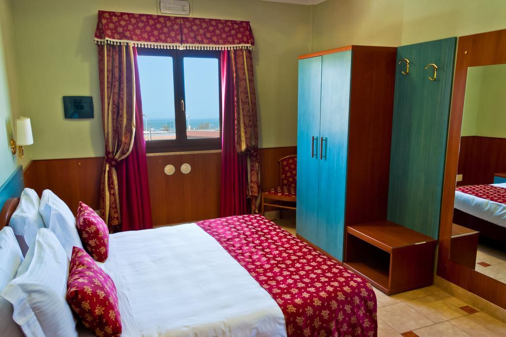 The Hotel Riviera, Sure Hotel Collection by Best Western. Фото 3