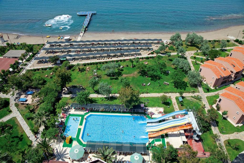 Club Yali Hotels & Resort. Фото 2