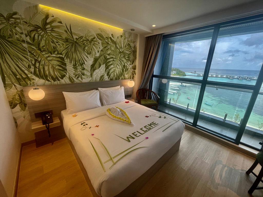 Beach Hotel Guraidhoo. Фото 4