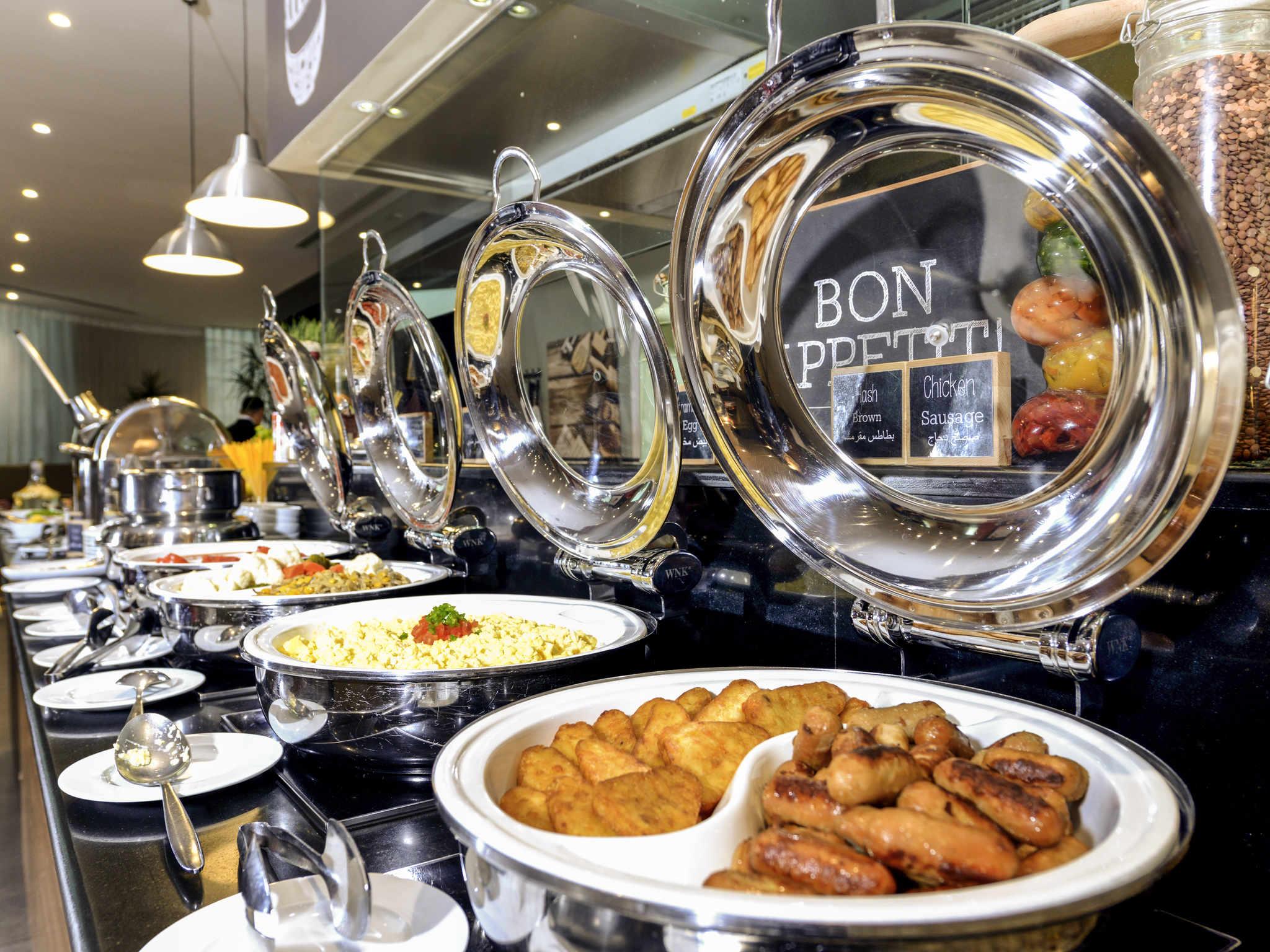 ibis Seef Manama Hotel. Фото 3