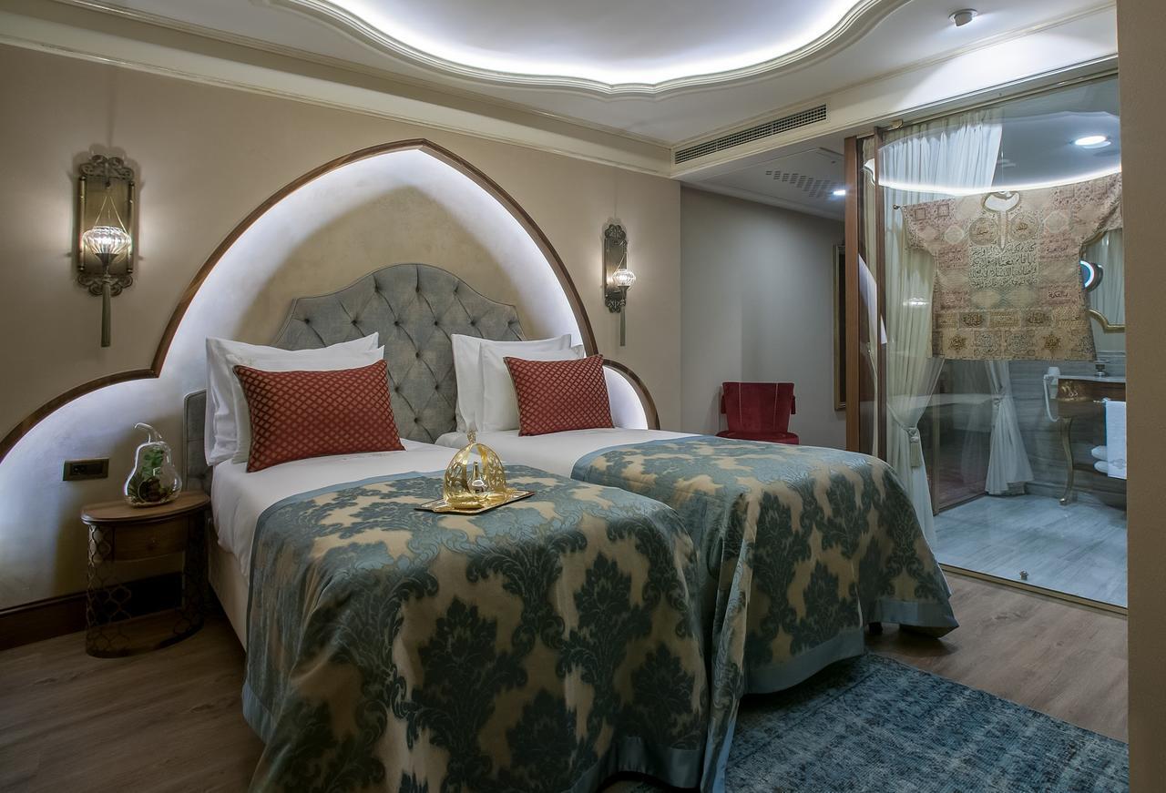 Romance Hotel. Фото 4