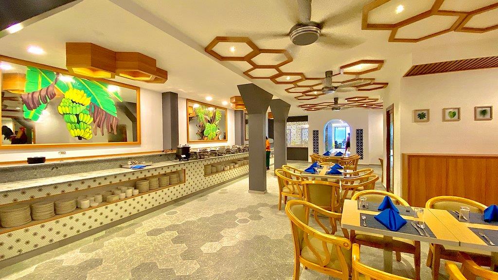 Kaani Palm Beach Guest house. Фото 2