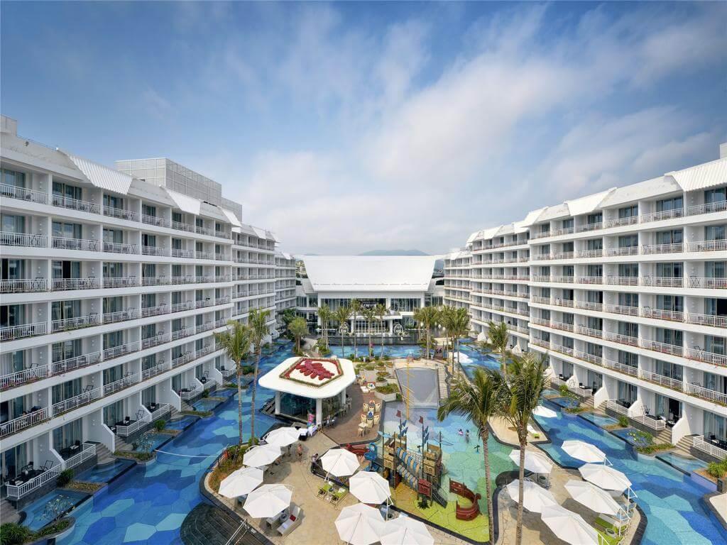 Palace Resort Yalong Bay. Фото 1