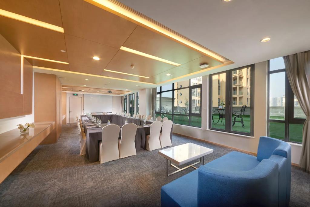 Holiday Inn Express Chengdu Huanhuaxi by IHG. Фото 2