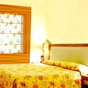 Mayur Tourist Complex. Фото 1