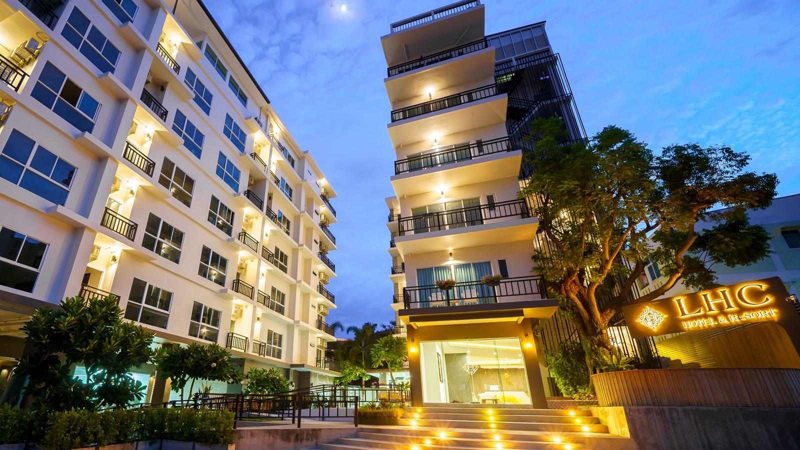LHC Hotel & Resort. Фото 1
