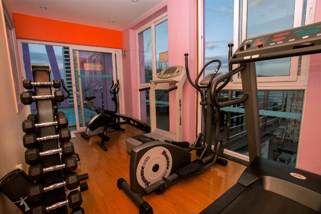 Golden Rain. Фото 4