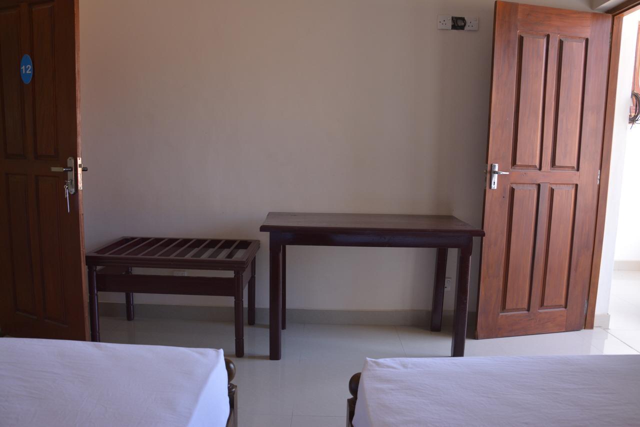Araliya Blue Beach View Hotel. Фото 4