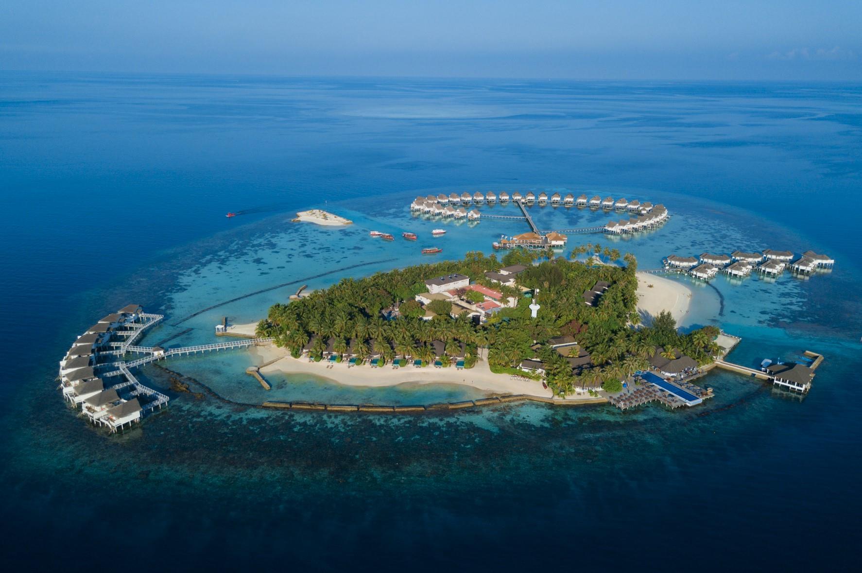 Machchafushi Island Resort & Spa Maldives, The Centara Collection. Фото 1