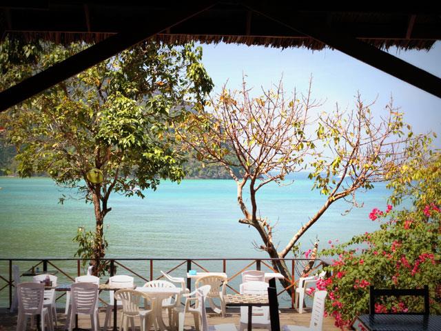 Phi Phi Cozy Sea Front Resort. Фото 2