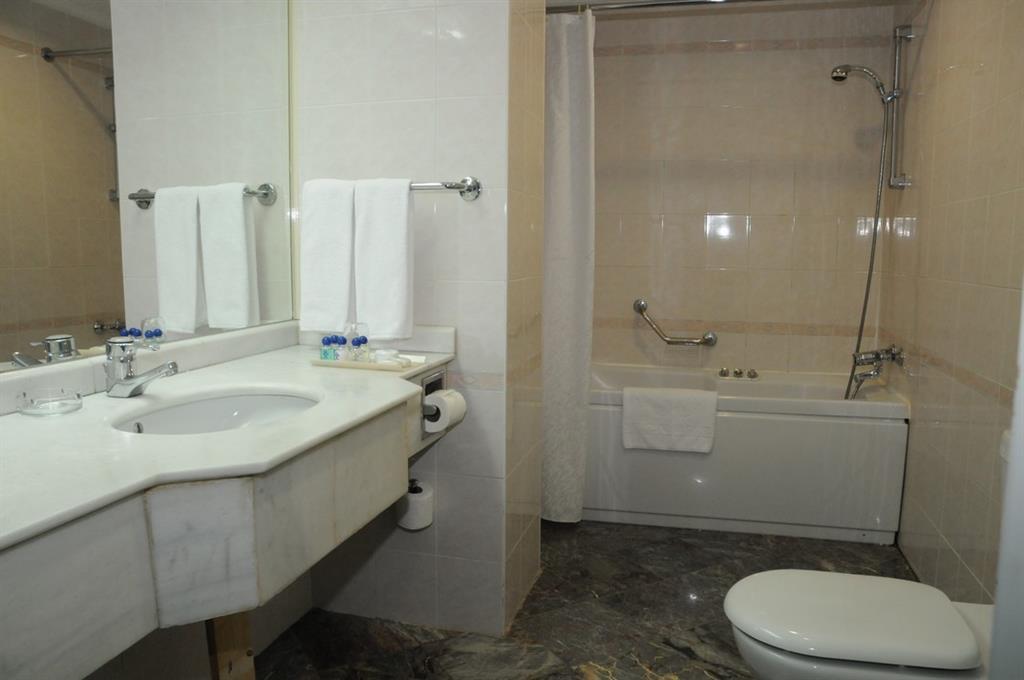 Merit Halki Palace Hotel. Фото 4