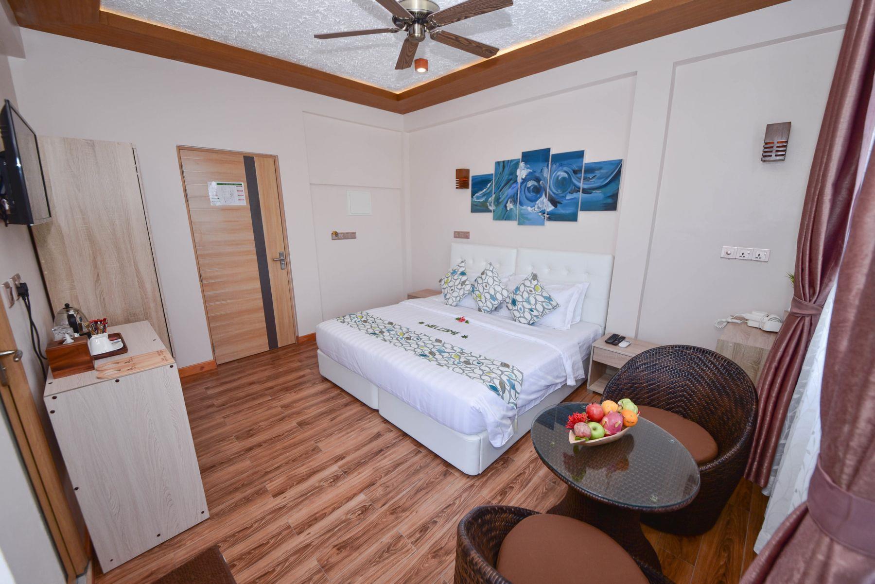 Vilu Thari Inn Maldives Guest House. Фото 4