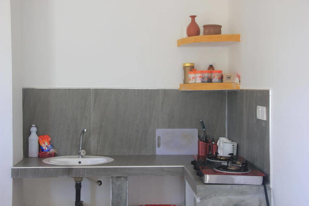 Tropicana Guesthouse. Фото 4