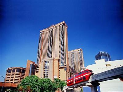 Berjaya Times Square Suites & Convention Center. Фото 1